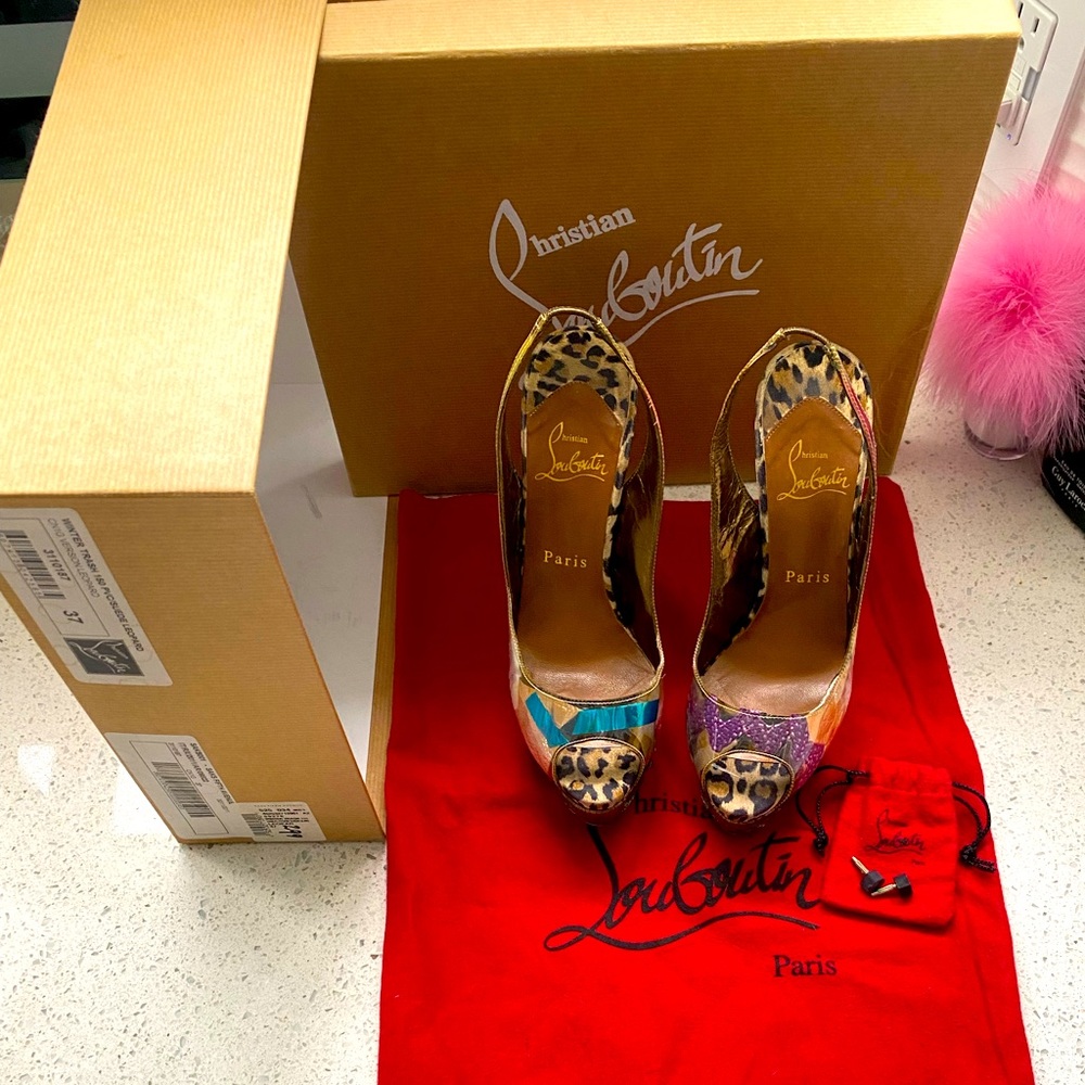 Christian Louboutin heels - Picture 2 of 8